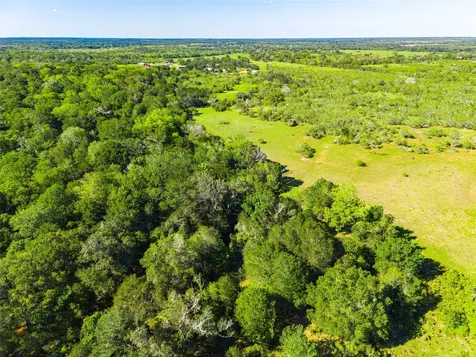 0 Sparta Field Road Waelder TX 78959