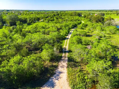 0 Sparta Field Road Waelder TX 78959