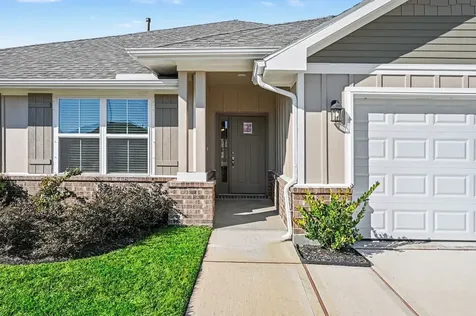 601 Greystone Lane Angleton TX 77515