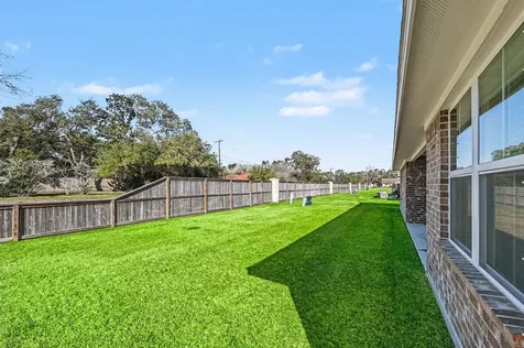 601 Greystone Lane Angleton TX 77515