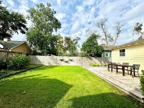 1035 Louise Street Houston TX 77009