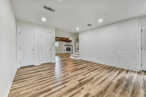4712 33rd Street Dickinson TX 77539