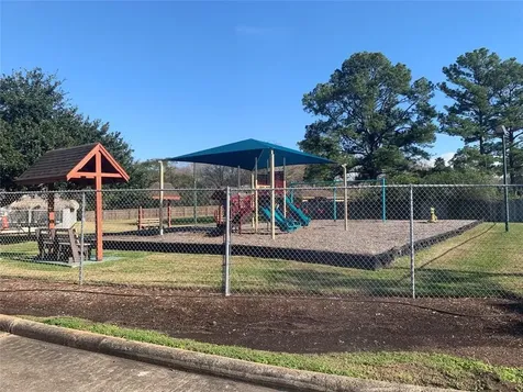 214 Maple Leaf Street League City TX 77573