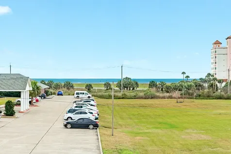 3506 Cove View Boulevard 610 Galveston TX 77554