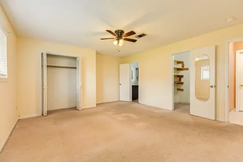 1030 Maple Street Clute TX 77531