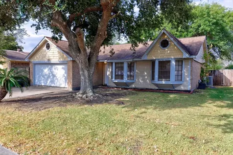 5102 Parsley Street Baytown TX 77521