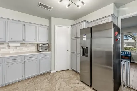 1337 Green Briar Drive Huntsville TX 77340