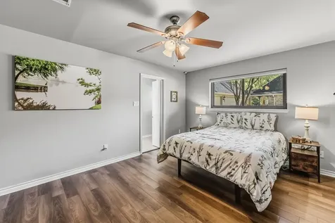 1337 Green Briar Drive Huntsville TX 77340