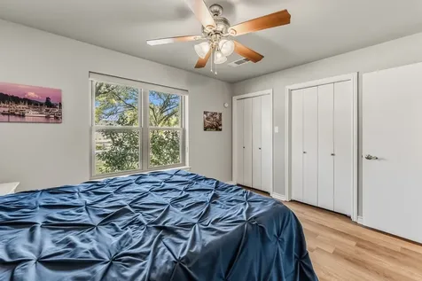 1337 Green Briar Drive Huntsville TX 77340