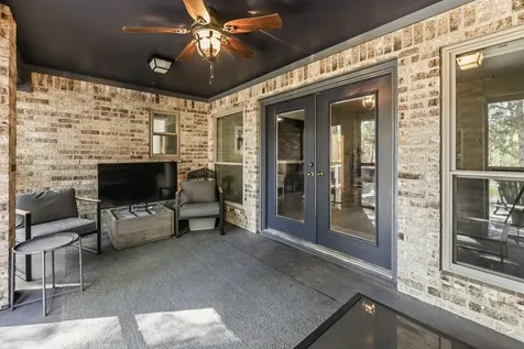 1337 Green Briar Drive Huntsville TX 77340