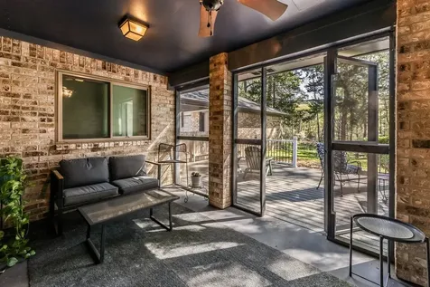 1337 Green Briar Drive Huntsville TX 77340