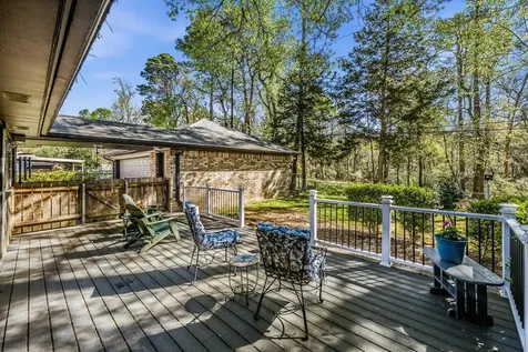 1337 Green Briar Drive Huntsville TX 77340