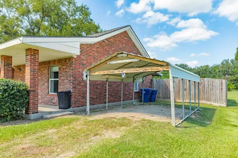 231 Gaines Street Brazoria TX 77422
