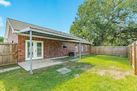 231 Gaines Street Brazoria TX 77422