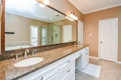 2118 Woodland Drive Richmond TX 77406