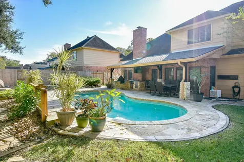 2118 Woodland Drive Richmond TX 77406