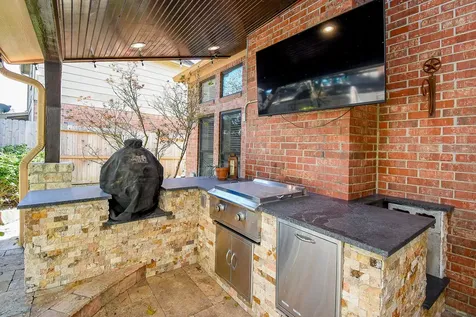 2118 Woodland Drive Richmond TX 77406