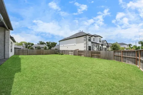 10235 Forest Lake Drive Missouri City TX 77459