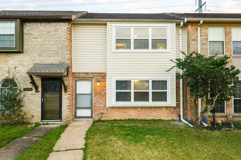 8300 Oakhaven Road La Porte TX 77571