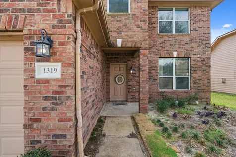 1319 Collier Point Lane Fresno TX 77545