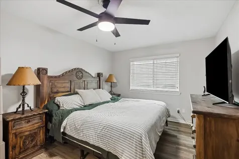 16931 Creek Line Drive Friendswood TX 77546