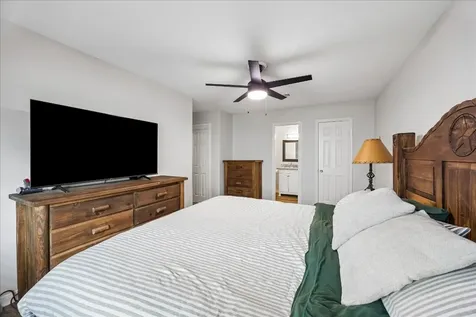 16931 Creek Line Drive Friendswood TX 77546
