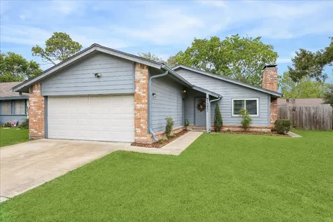 16931 Creek Line Drive Friendswood TX 77546