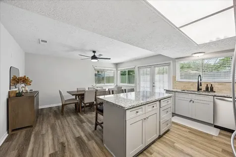 16931 Creek Line Drive Friendswood TX 77546