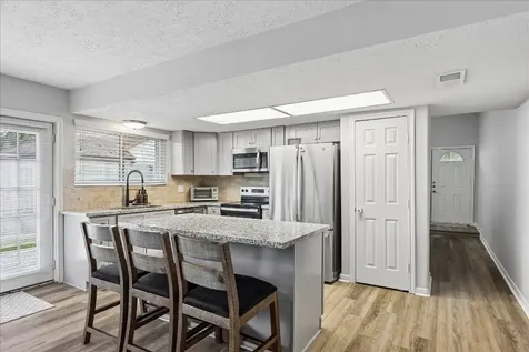 16931 Creek Line Drive Friendswood TX 77546