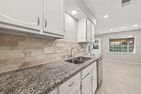 927 Comstock Springs Drive Katy TX 77450