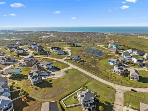 3903 Palmdale Court Galveston TX 77554