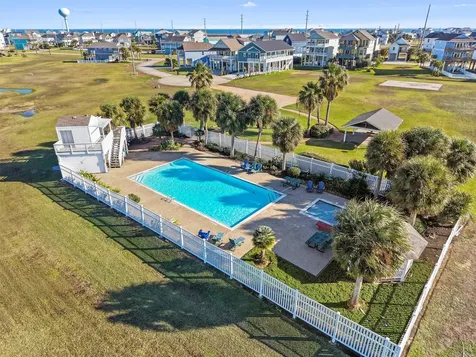 3903 Palmdale Court Galveston TX 77554