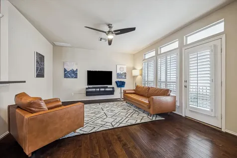 5239 Schuler Street C Houston TX 77007