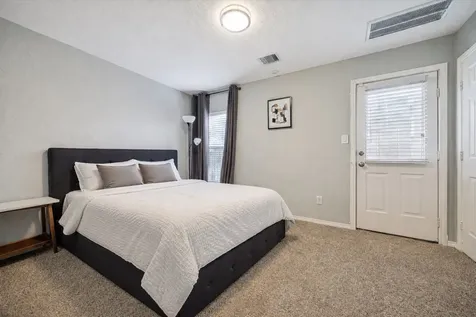 5239 Schuler Street C Houston TX 77007