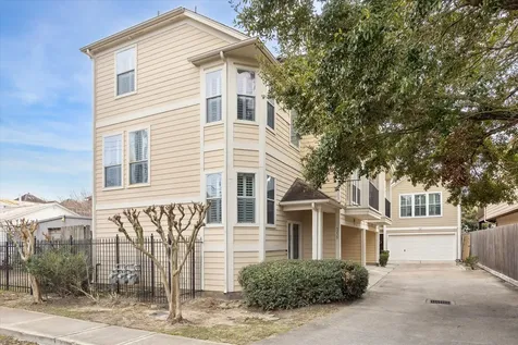 5239 Schuler Street C Houston TX 77007
