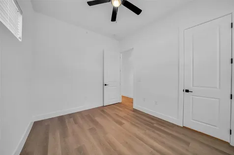 1601-413 Mustang Drive Marble Falls TX 78654