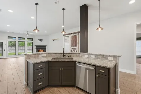 103 Boarsmen Court Montgomery TX 77316