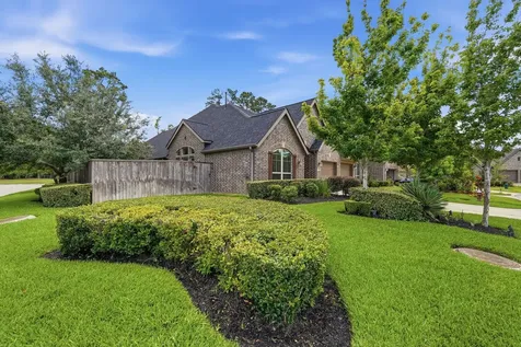 103 Boarsmen Court Montgomery TX 77316