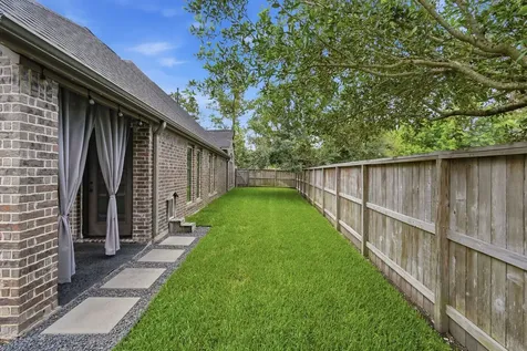 103 Boarsmen Court Montgomery TX 77316