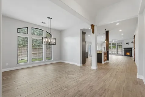 103 Boarsmen Court Montgomery TX 77316