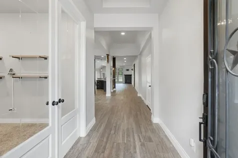 103 Boarsmen Court Montgomery TX 77316