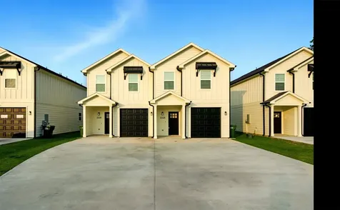 3150 B N Cleveland Street Dayton TX 77535