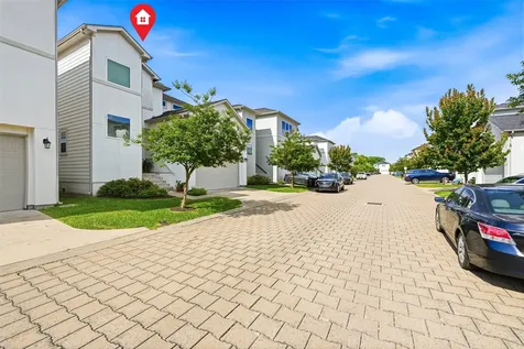 327 Yale Oaks Lane Houston TX 77091