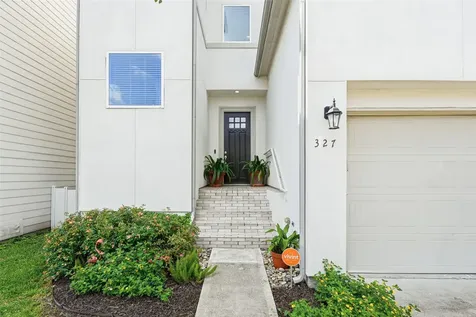 327 Yale Oaks Lane Houston TX 77091