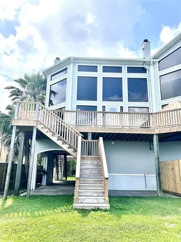 807 Kipp Avenue C Kemah TX 77565