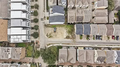 5807 Katy Street Houston TX 77007