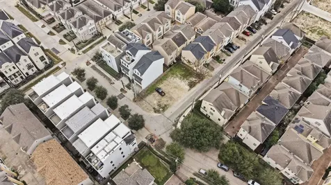 5807 Katy Street Houston TX 77007