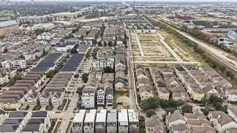 5807 Katy Street Houston TX 77007