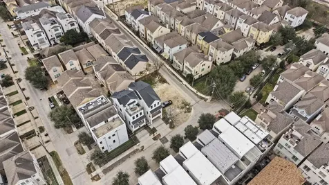 5807 Katy Street Houston TX 77007