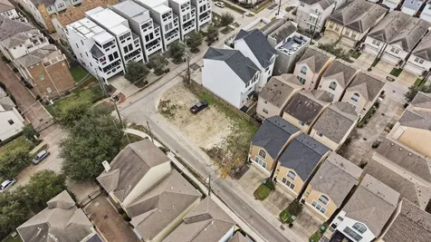 5807 Katy Street Houston TX 77007